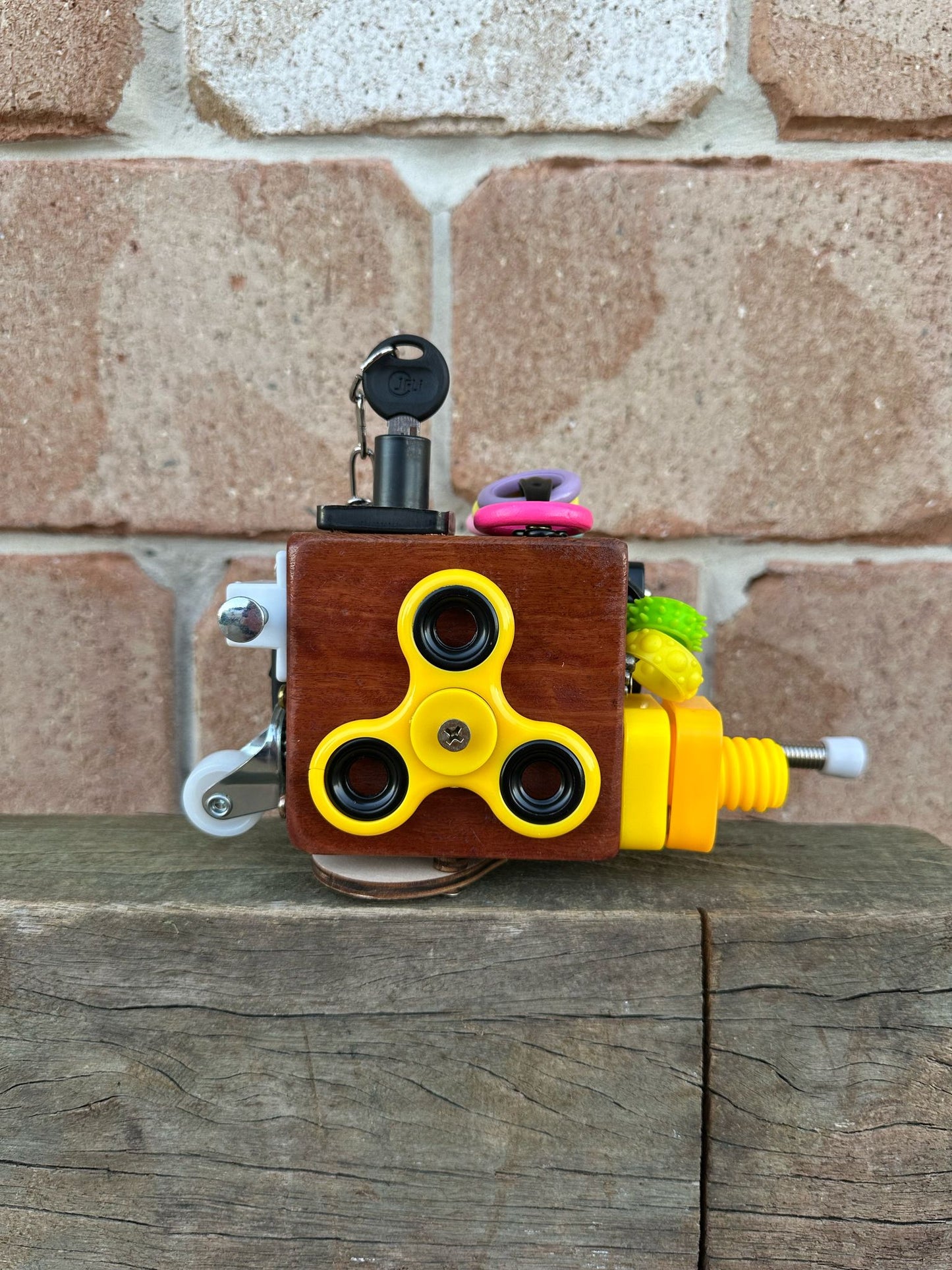 Travel Cube Yellow